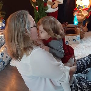 Meet your Posher, Lorraine